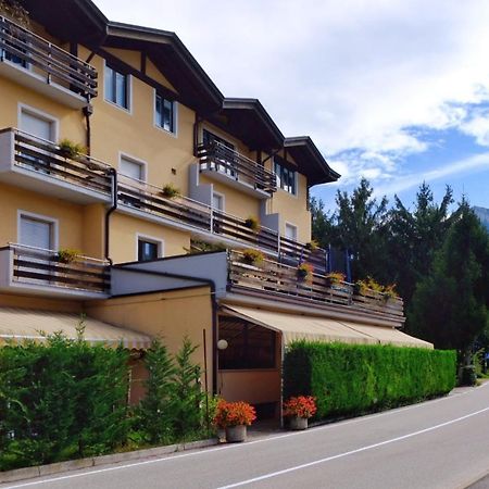 Hotel Dolomiti ليفيكو ترمي المظهر الخارجي الصورة